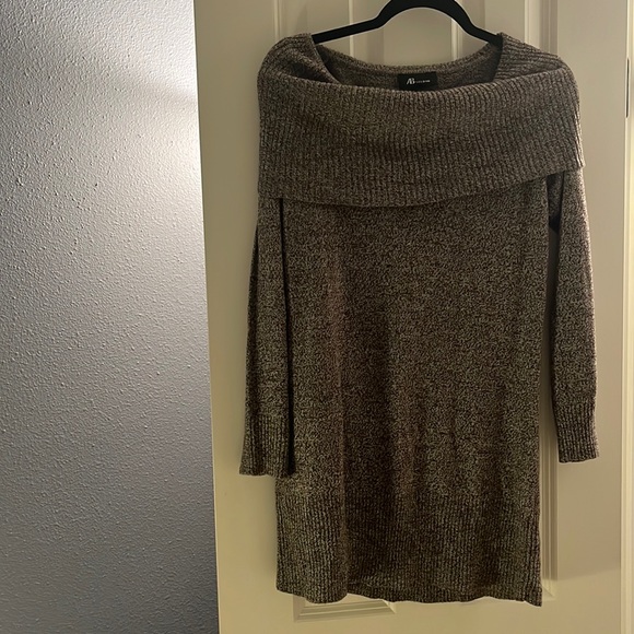 AB Studio sweater sz M - Picture 1 of 4